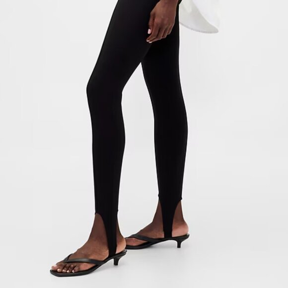 GAP Stirrup Legging - Picture 2 of 3